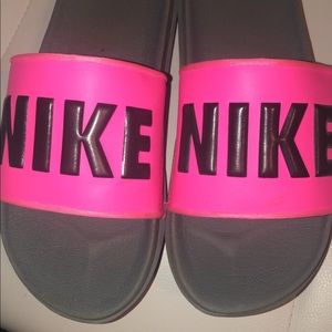 Nike slides